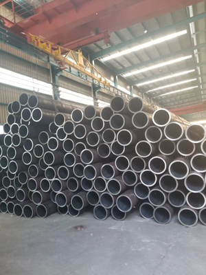 MS ERW वेल्डेड कार्बन स्टील पाइप ब्लैक ASTM A53 / BS 1387 कार्बन 16mm